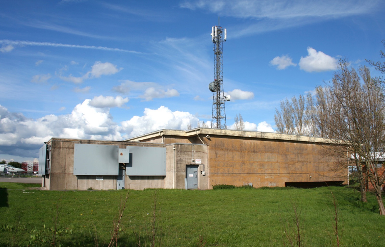 Hack Green Secret Nuclear Bunker in United Kingdom