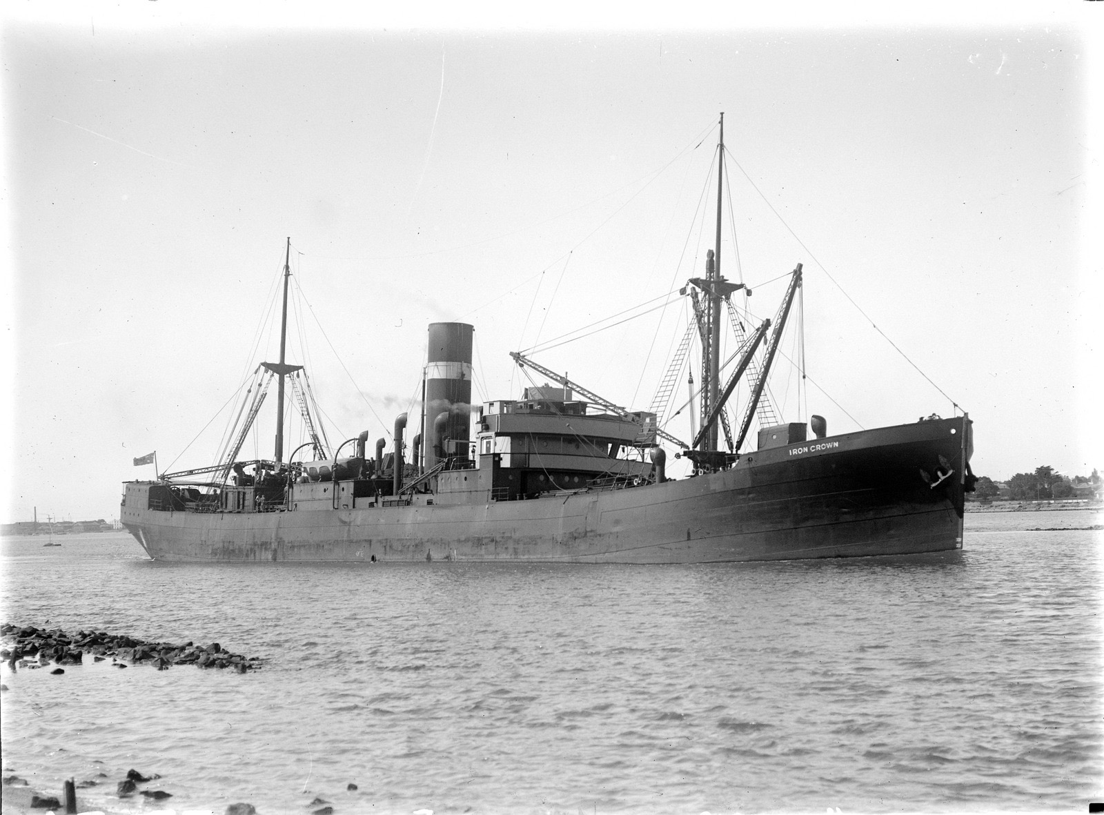 SS Iron Crown in Australia