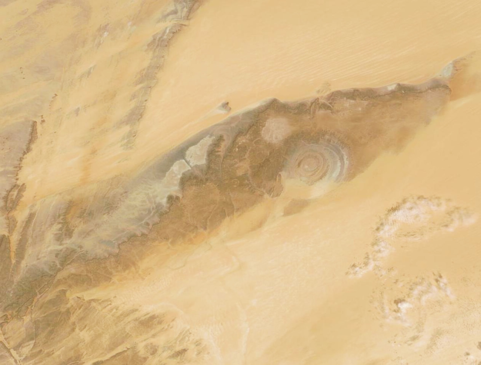 The eye visible from orbit in Adrar Plateau, Mauritania